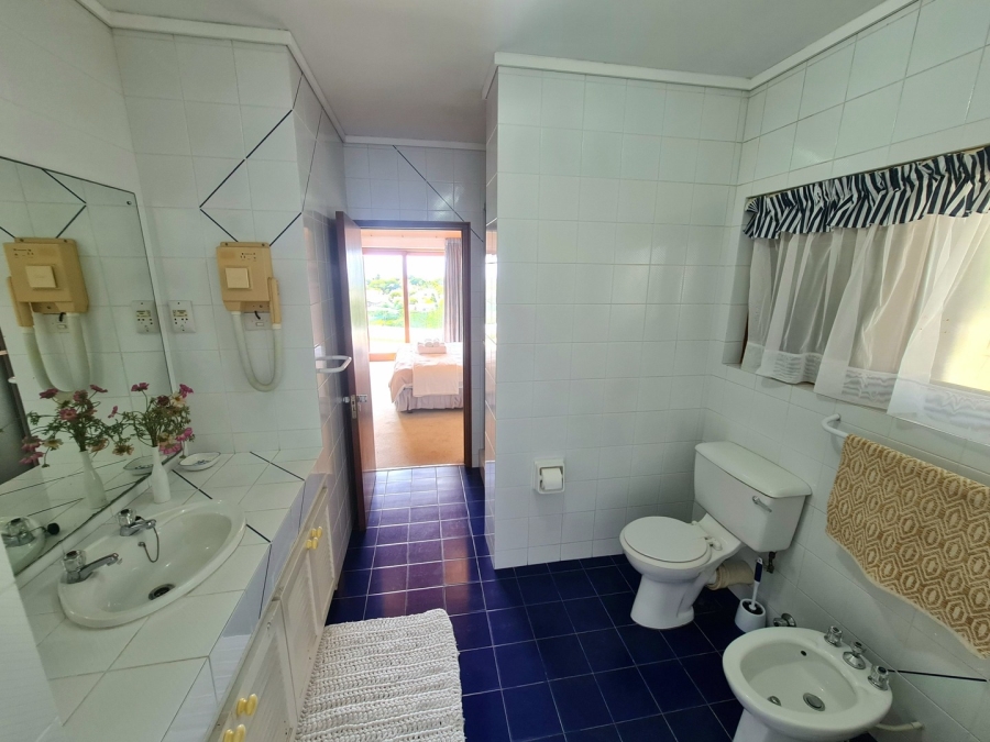 5 Bedroom Property for Sale in Lower Robberg Western Cape